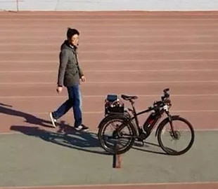 В Китае разработали велосипед с автопилотом и голосовым управлением