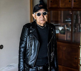 85-летний дедушка одолжил вещи внука и стал звездой в Instagram
