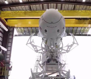 SpaceX показала впечатляющее видео первого запуска Crew Dragon