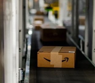 Amazon планує замінити понад пів мільйона працівників роботами