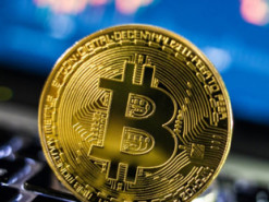 Криптовалютний стратег прогнозує падіння криптовалюти біткоїн до $23 000