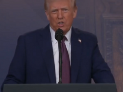 Трамп заявив, що США "встановлять прапор на Марсі та за його межами"