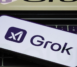 Grok захопив контент для дорослих: чим це загрожує xAI