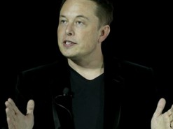 Зачем Илону Маску менять орбиту космического интернета