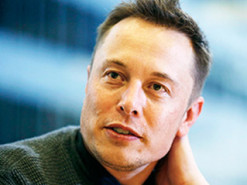 Илон Маск интересуется, хотят ли владельцы Tesla играть в машине в «Ведьмака»