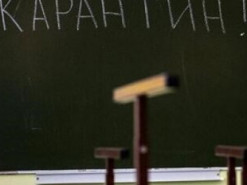 Вчитель захворів на COVID-19: гімназію на Волині відправили на дистанційне навчання