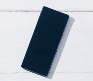 Опубликованы живые фото смартфона Sony Xperia 2
