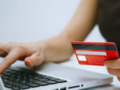 В 2020 году бизнес могут перевести на безналичные расчеты