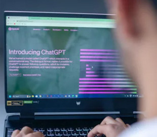 Не лише біткоїн: ChatGPT назвав топ-3 найперспективніші альткоїни