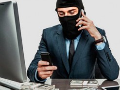 Жінка повірила смс-повідомленню та втратила 62 тисячі гривень