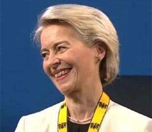 Збій GPS на літаку фон дер Ляєн: з'явилась реакція москви