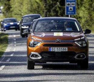 Назвали страну, которая полностью перейдет на электромобили уже в 2022 году