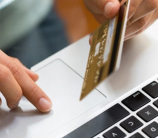 Фейкові кредити та «банківські дзвінки»: у Луцьку зросла кількість випадків шахрайства