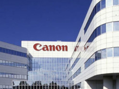 Чистая прибыль Canon за год упала на 30%