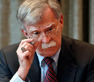 Екс-радника Трампа звинувачено у витоку секретних документів США