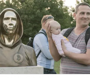 Криптогаманець "батька" біткоїну, що спав 13 років, раптово ожив: що сталося