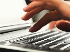 Заявку-расчет на выплату больничных с 1 октября можно подавать в электронном виде