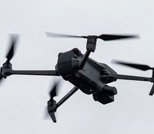 У Швеції через невідомі дрони призупинили роботу аеропорту: що відомо