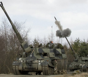 Британія провела останні стрільби із САУ AS90, яких могло залишитись 30