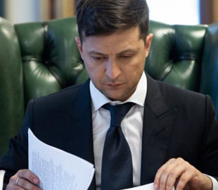 Президент запровадив санкції проти двох українських телеканалів