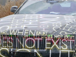 Перший електричний Rolls-Royce показали під час випробувань