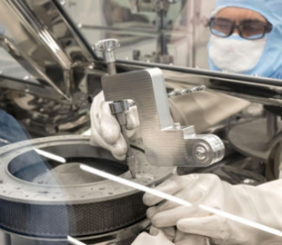 У NASA нарешті розкрили контейнер з грунтом з астероїда Бенну