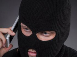 Телефонна розмова з "банкіром" коштувала жінці 38 тисяч гривень