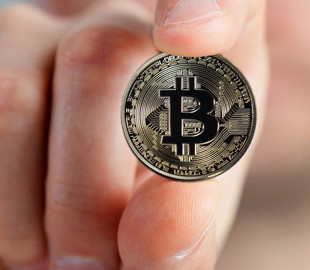 Новий рекорд біткоїна: коли він впаде