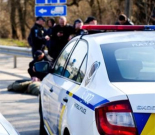 Молодику, який у Рівному напав на "Нову пошту", "світить" до 15 років в`язниці