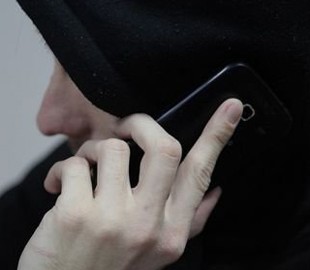 Шахраї представляються співробітниками прокуратури і вимагають кошти від закарпатців