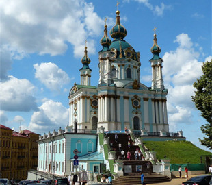 В сети показали, как выглядела Андреевская церковь в Киеве в 1870-х годах. Фото