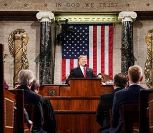 Уснувший во время выступления Трампа ребенок рассмешил пользователей сети