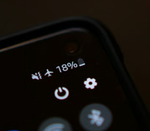 Важливіший, ніж ми думаємо: навіщо в смартфонах "Режим польоту"