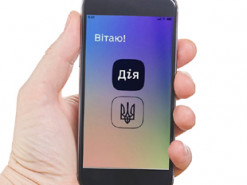 Шмыгаль обещает своевременно выплатить «ковидную тысячу»