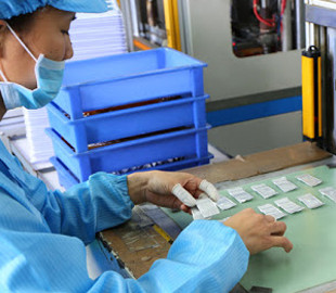 Назван крупнейший поставщик аккумуляторов для смартфонов по итогам 2020 года