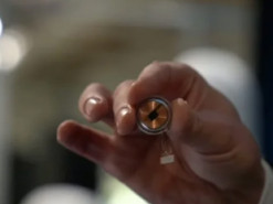 Вперше за межами США. Neuralink починає тестувати мозковий чип у Канаді