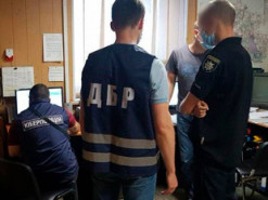 19-летний полицейский, торговавший служебной информацией, задержан в Кременчуге
