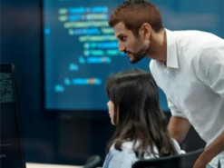 Роботодавці шкодують про скорочення штату через штучний інтелект — опитування