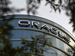 Продажи Oracle падают три квартала подряд