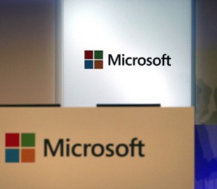 Microsoft выпустит недорогой планшет Surface для конкуренции с iPad
