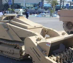 Представлений універсальний наземний безпілотник MV-4 для ефективного знешкодження різних боєприпасів