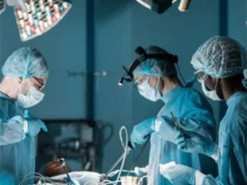 Точність із ШІ. Українські хірурги виконують операції з використанням окулярів доповненої реальності