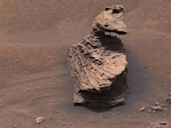 Марсохід NASA помітив «качку» на Марсі