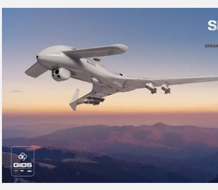 Розробники представили новітній бойовий дрон, що стріляє керованими ракетами