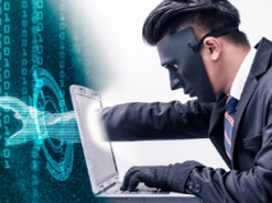 Правоохоронці викрили 19-річного шахрая, який обікрав банківські рахунки українок на понад 200 тис. грн