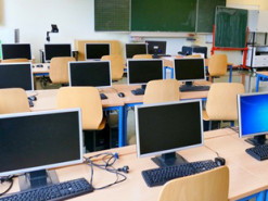 В Минобразования назвали количество украинских школ без интернета