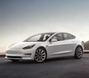 Tesla подняла на $5 тыс. цену на флагманские модели