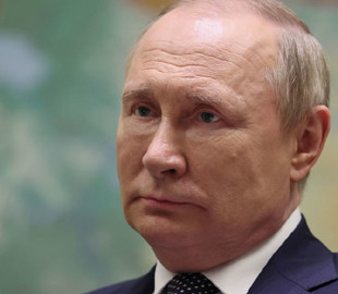 Диктатор не радий: стала відома стать майбутньої дитини Путіна