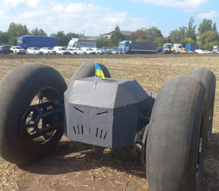 Вінницька компанія представила надлегкий безпілотник-міношукач, який не підривається при наїзді на міну