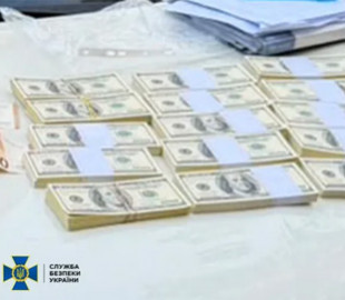 СБУ та поліція затримали адвокатів, які вимагали $150 тисяч з виробника дронів - пропонували закрити розслідування, яке було фейковим